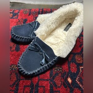 Talbots navy blue Faux Fur Lined Slippers